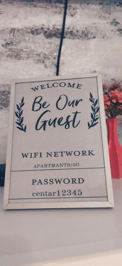 Apartment Center 23 بودغوريتْسا المظهر الخارجي الصورة